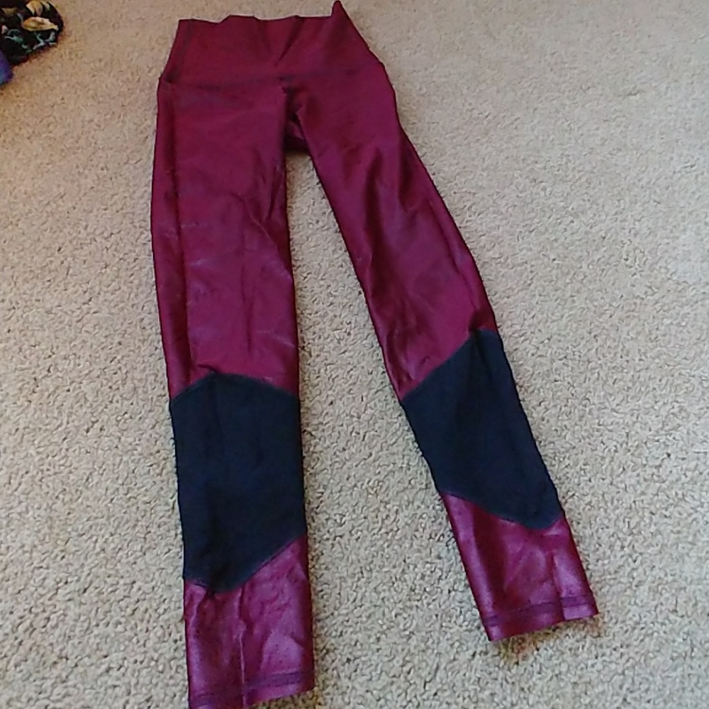 Emily Hsu leggings